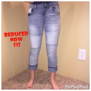 COMFY DENIM BOYFRIEND CAPRIS😍